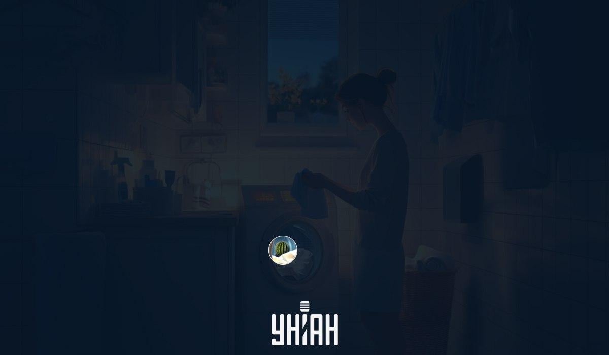 Rozwiązanie łamigłówki - dziewczyna z kaktusem przy pralce